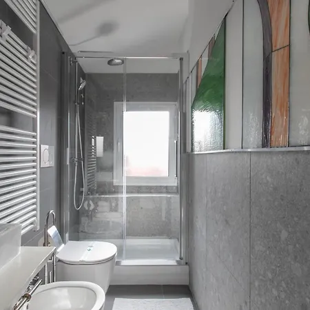 Апартаменты Biennale Gallery Loft