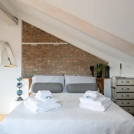 Biennale Gallery Loft Apartamento