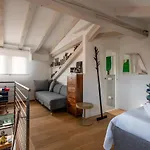 Biennale Gallery Loft Apartment Venice
