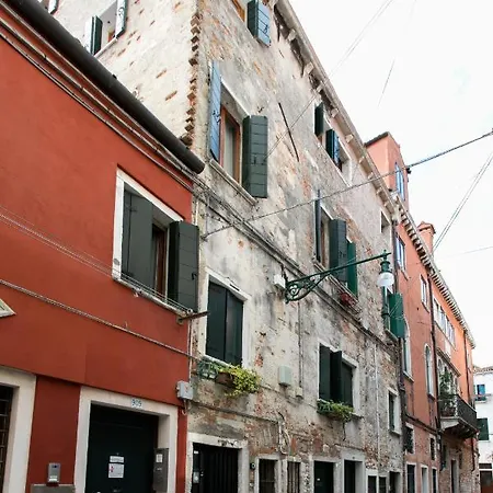 Biennale Gallery Loft * Venedig