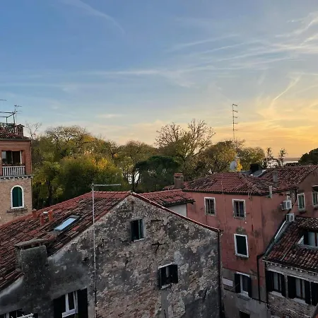 Apartment Biennale Gallery Loft Venedig
