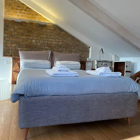 Biennale Gallery Loft *